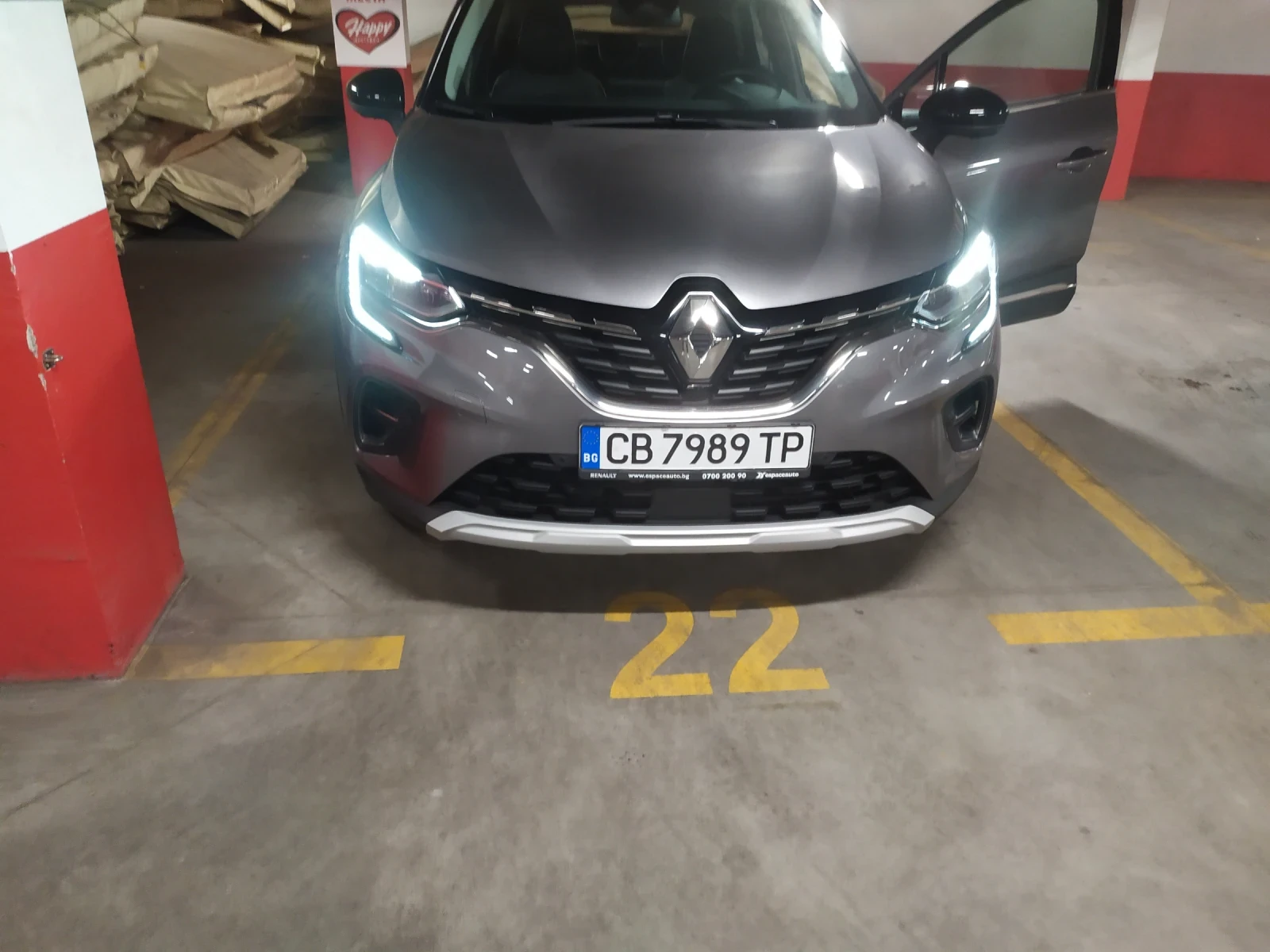 Renault Captur Фабрично газ /бензин TCE - изображение 2