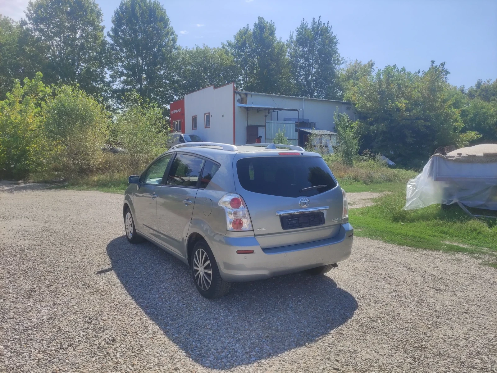 Toyota Corolla verso 1.6 като нов  феис лифт - изображение 7