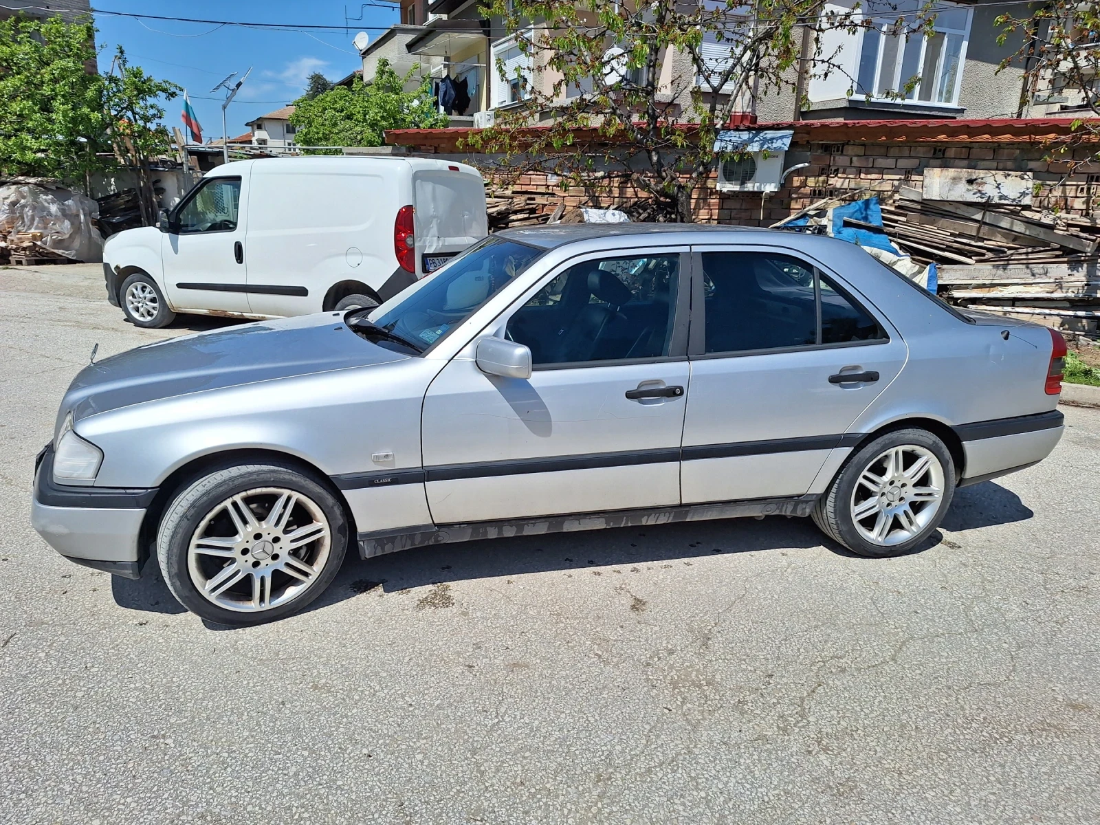 Mercedes-Benz C 250 250ТД - изображение 5