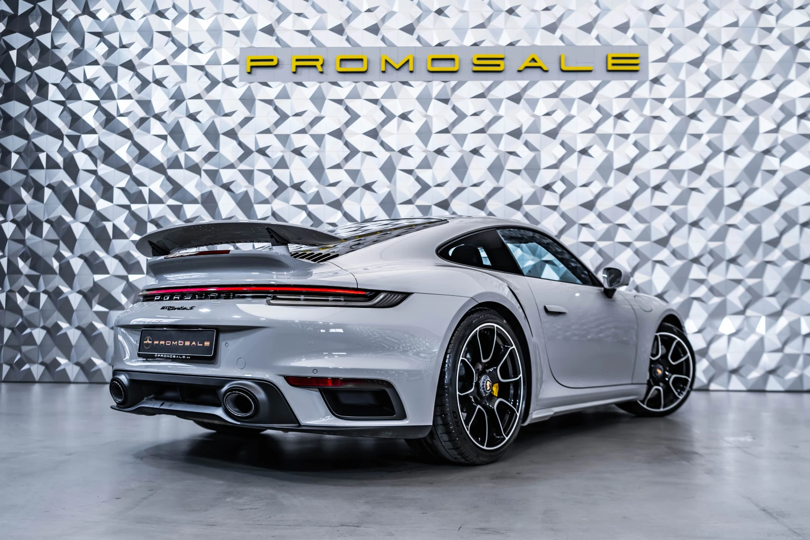 Porsche 911 Turbo S* Lift* SportChrono* Pano* Bose - изображение 4