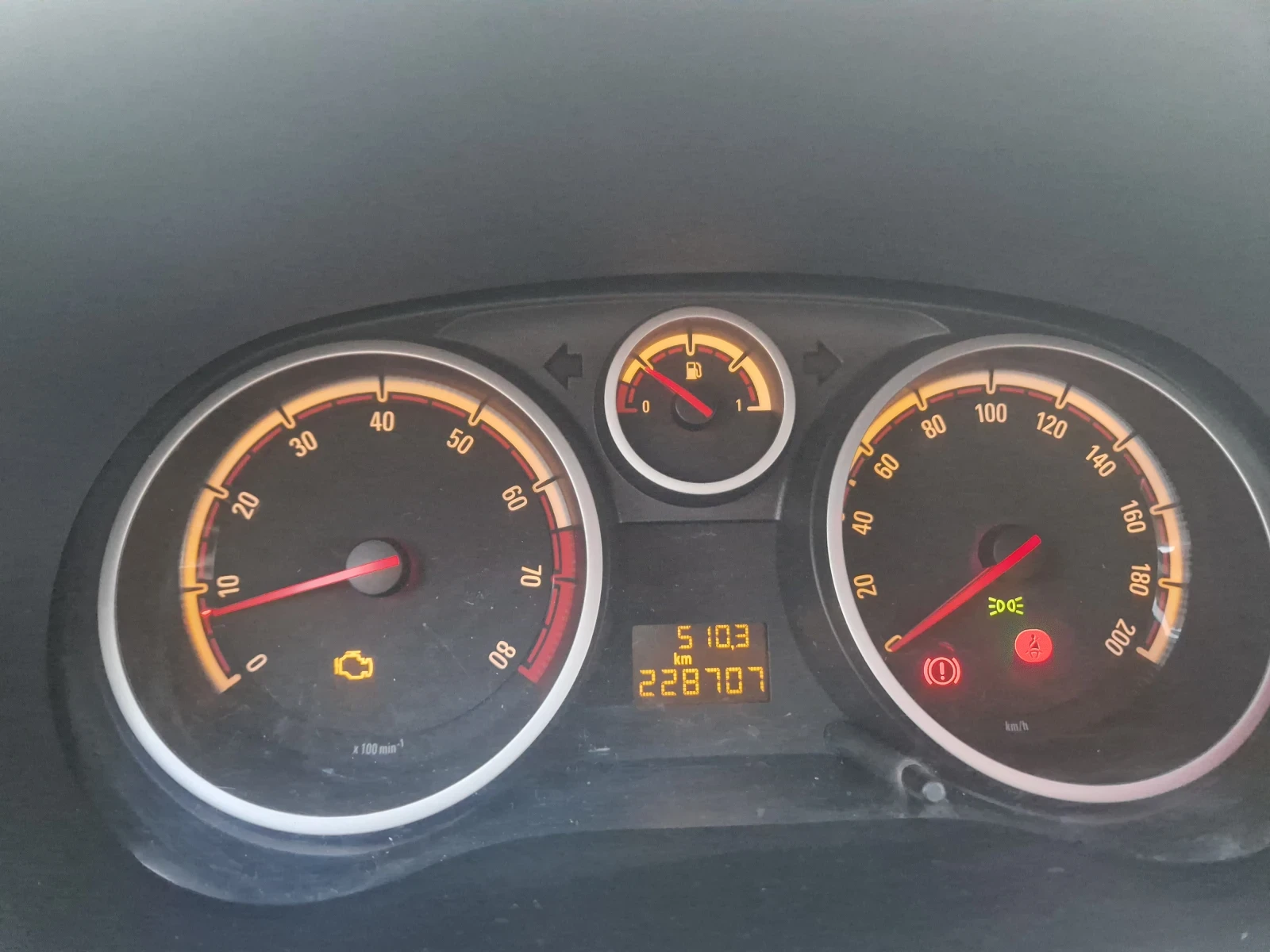 Opel Corsa 1.2 / | Mobile.bg   11