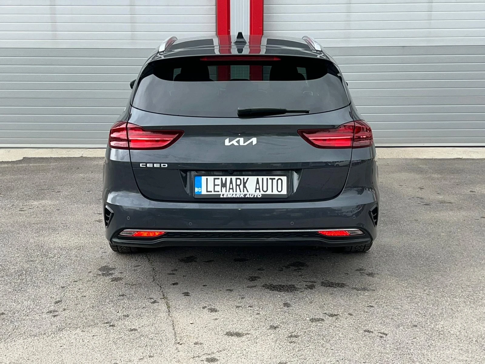 Kia Ceed 1.5T-GDI SW NAVI KAMERA 6-SPEED EVRO 6D 40000KM!!! - изображение 10