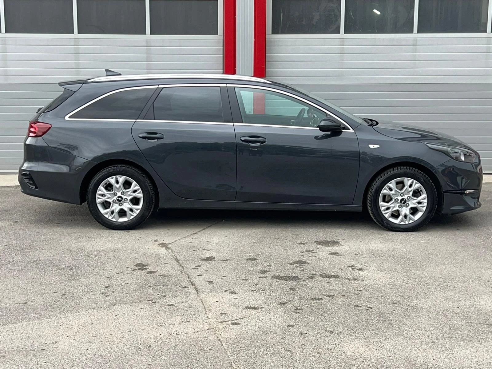 Kia Ceed 1.5T-GDI SW NAVI KAMERA 6-SPEED EVRO 6D 40000KM!!! - изображение 7
