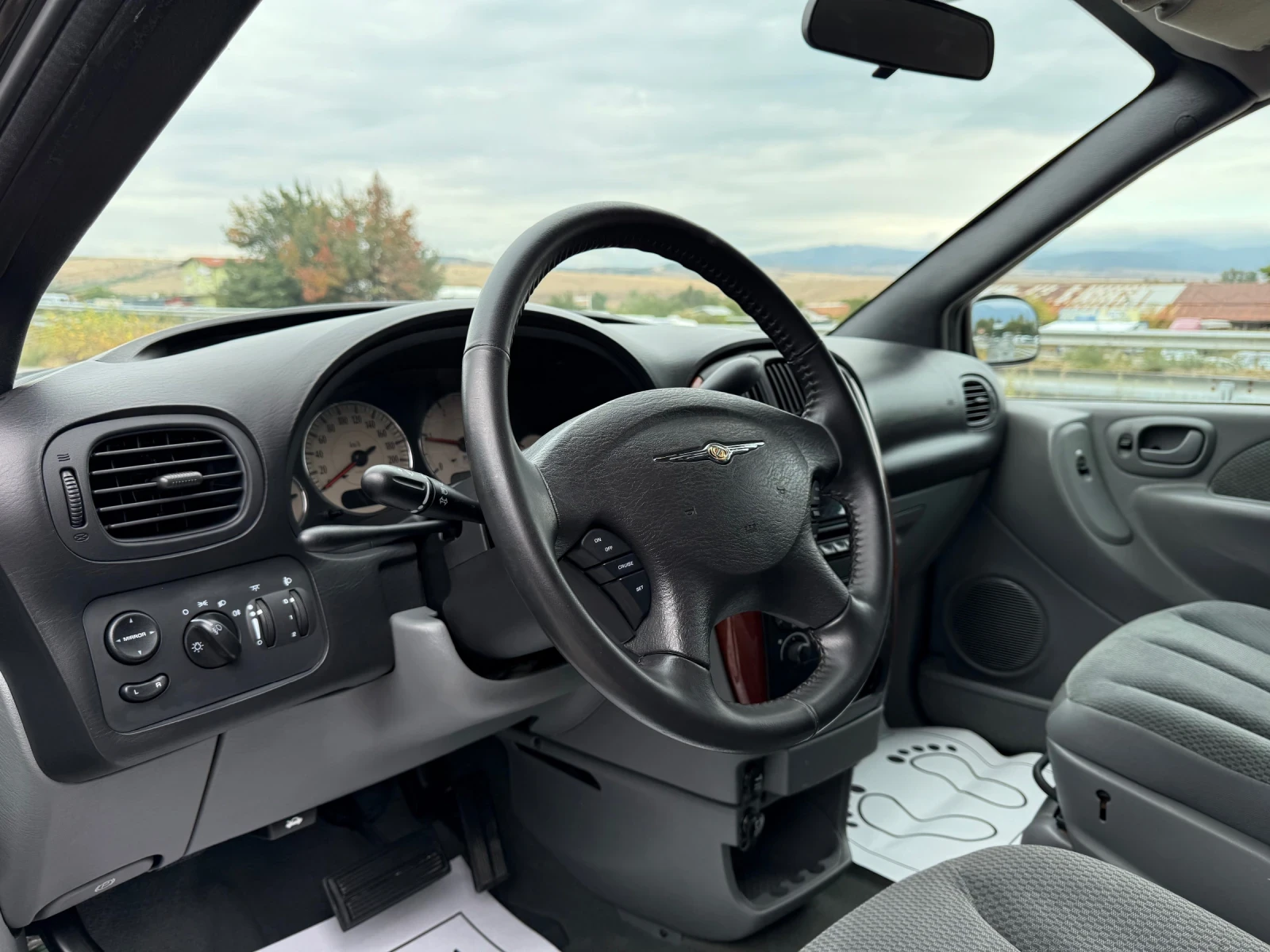Chrysler Voyager 2.8-CRDI-AUTOMAT-6+ 1-AVTOPILOT-TOP-NEW - изображение 8