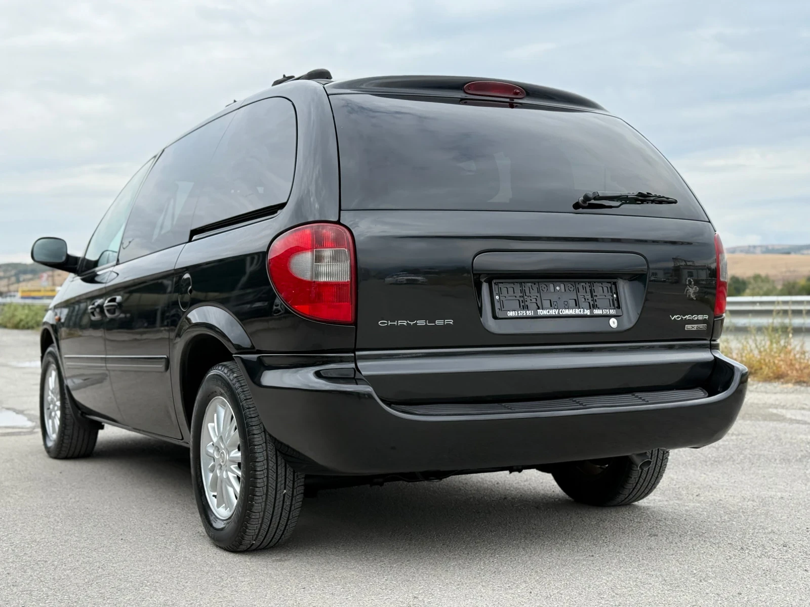 Chrysler Voyager 2.8-CRDI-AUTOMAT-6+ 1-AVTOPILOT-TOP-NEW - изображение 4