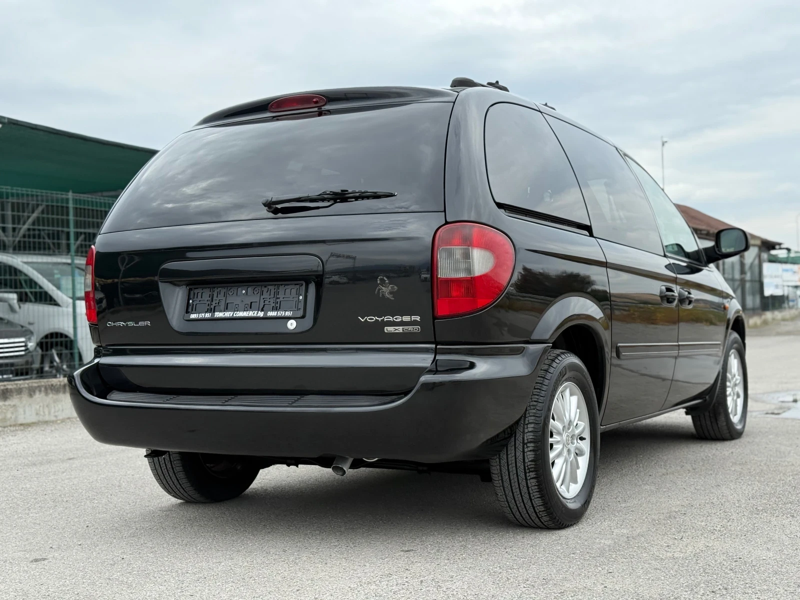 Chrysler Voyager 2.8-CRDI-AUTOMAT-6+ 1-AVTOPILOT-TOP-NEW - изображение 6