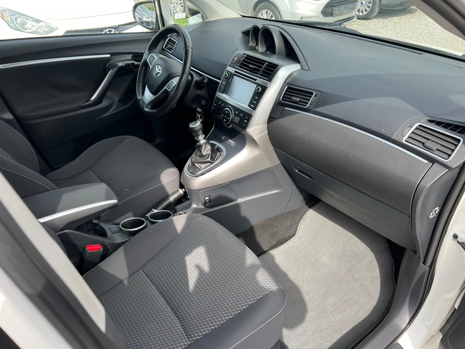 Toyota Verso 1.6D4D Euro6 kamera | Mobile.bg   9