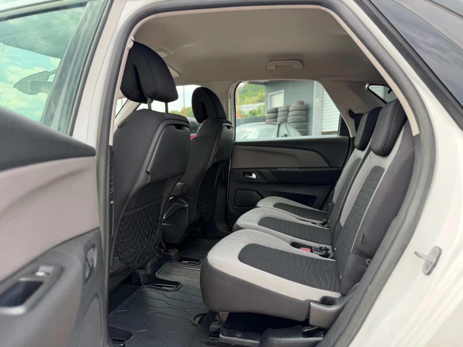 Citroen C4 Picasso 1.6HDi AUTOMATIC, снимка 11 - Автомобили и джипове - 52903450