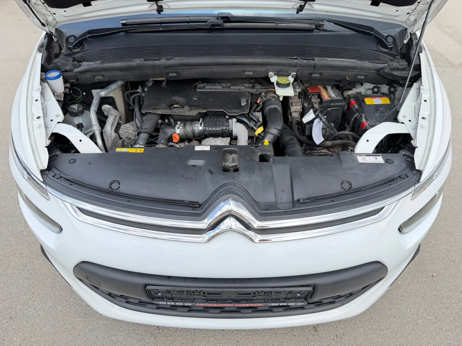 Citroen C4 Picasso 1.6HDi AUTOMATIC, снимка 17 - Автомобили и джипове - 52903450