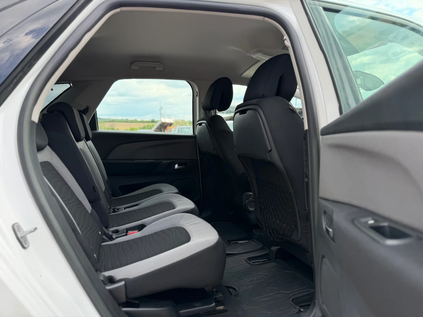 Citroen C4 Picasso 1.6HDi AUTOMATIC, снимка 12 - Автомобили и джипове - 52903450