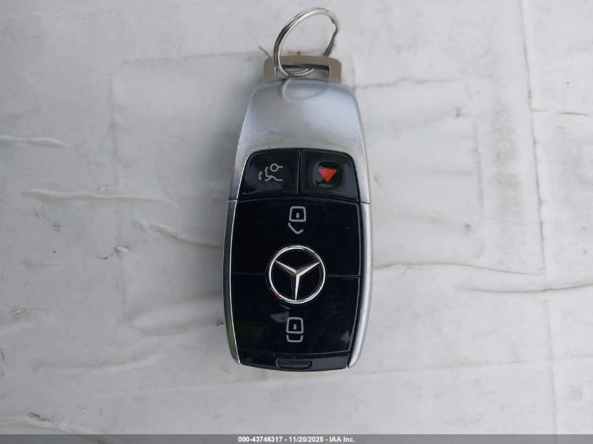 Mercedes-Benz E 300 2.0L I-4 DI, DOHC, VVT, TURBO, 241HP Rear Wheel | Mobile.bg � ����������� 3