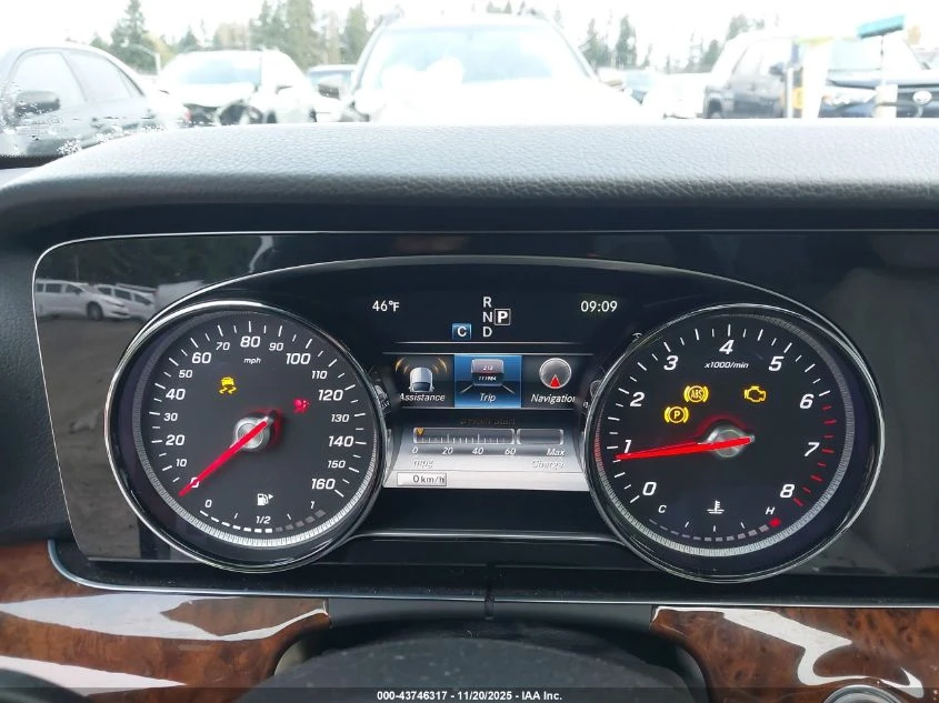 Mercedes-Benz E 300 2.0L I-4 DI, DOHC, VVT, TURBO, 241HP Rear Wheel | Mobile.bg � ����������� 12