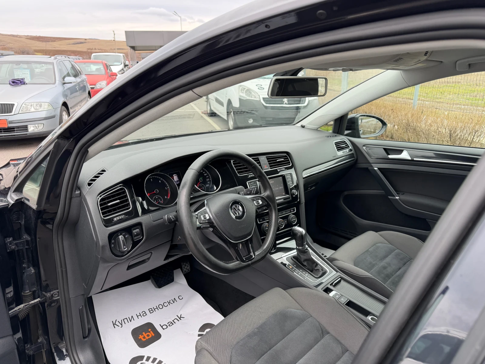 VW Golf 1.6TDI * HIGHLINE* АВТОМАТИК* ЛИЗИНГ * ТОП *  - изображение 10