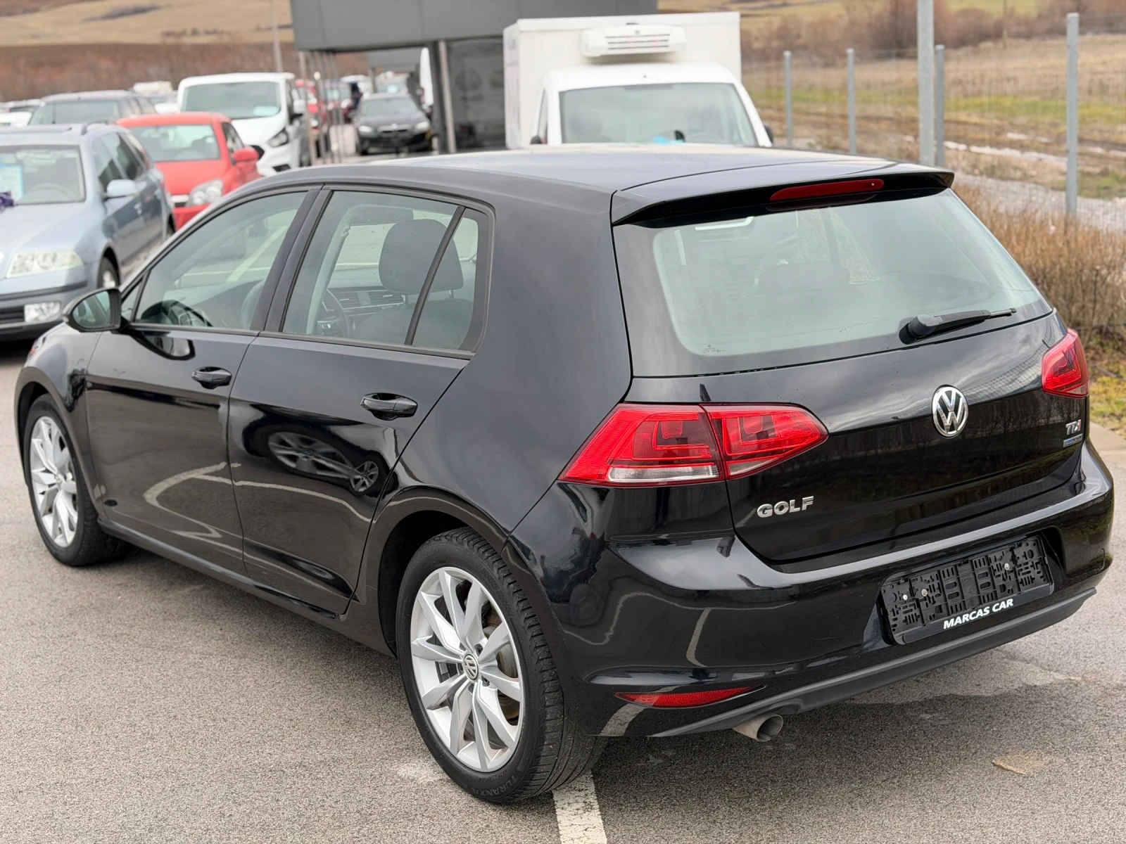VW Golf 1.6TDI * HIGHLINE* АВТОМАТИК* ЛИЗИНГ * ТОП *  - изображение 5