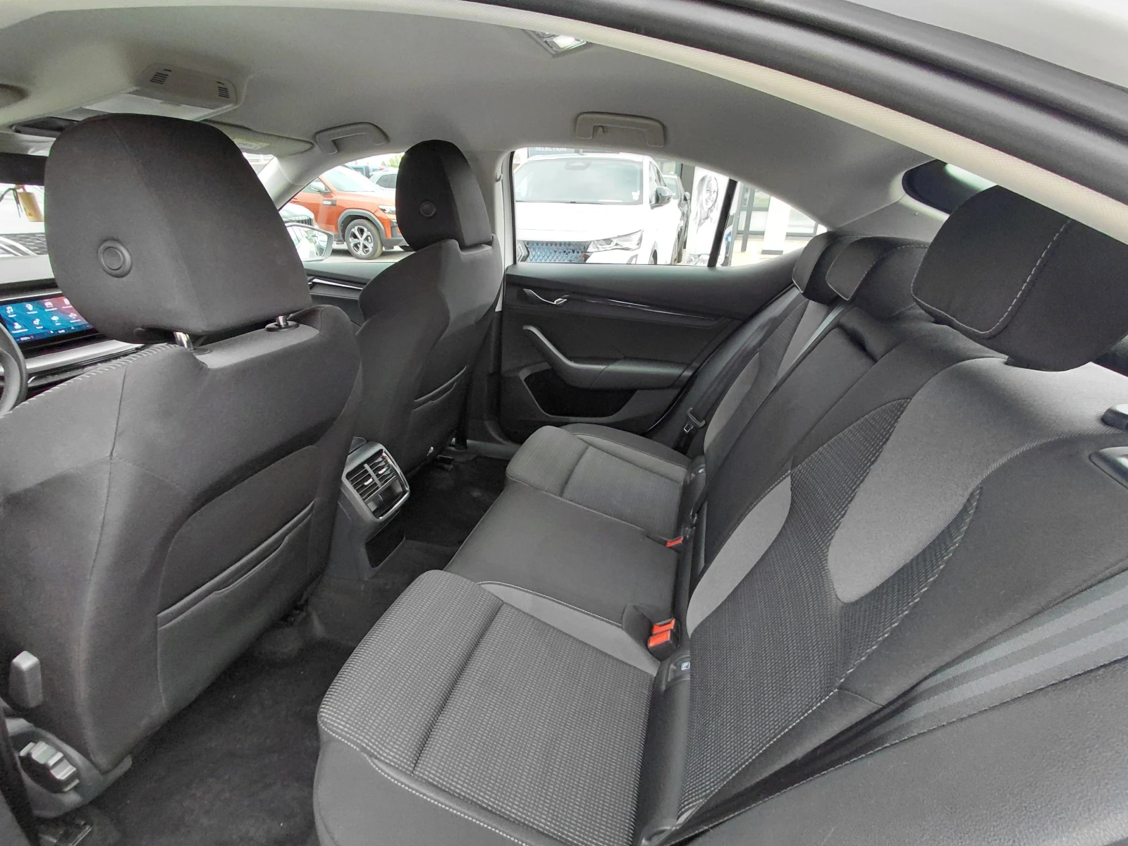 Skoda Octavia 2.0TDI/115�.�/Ambition | Mobile.bg � ����������� 15