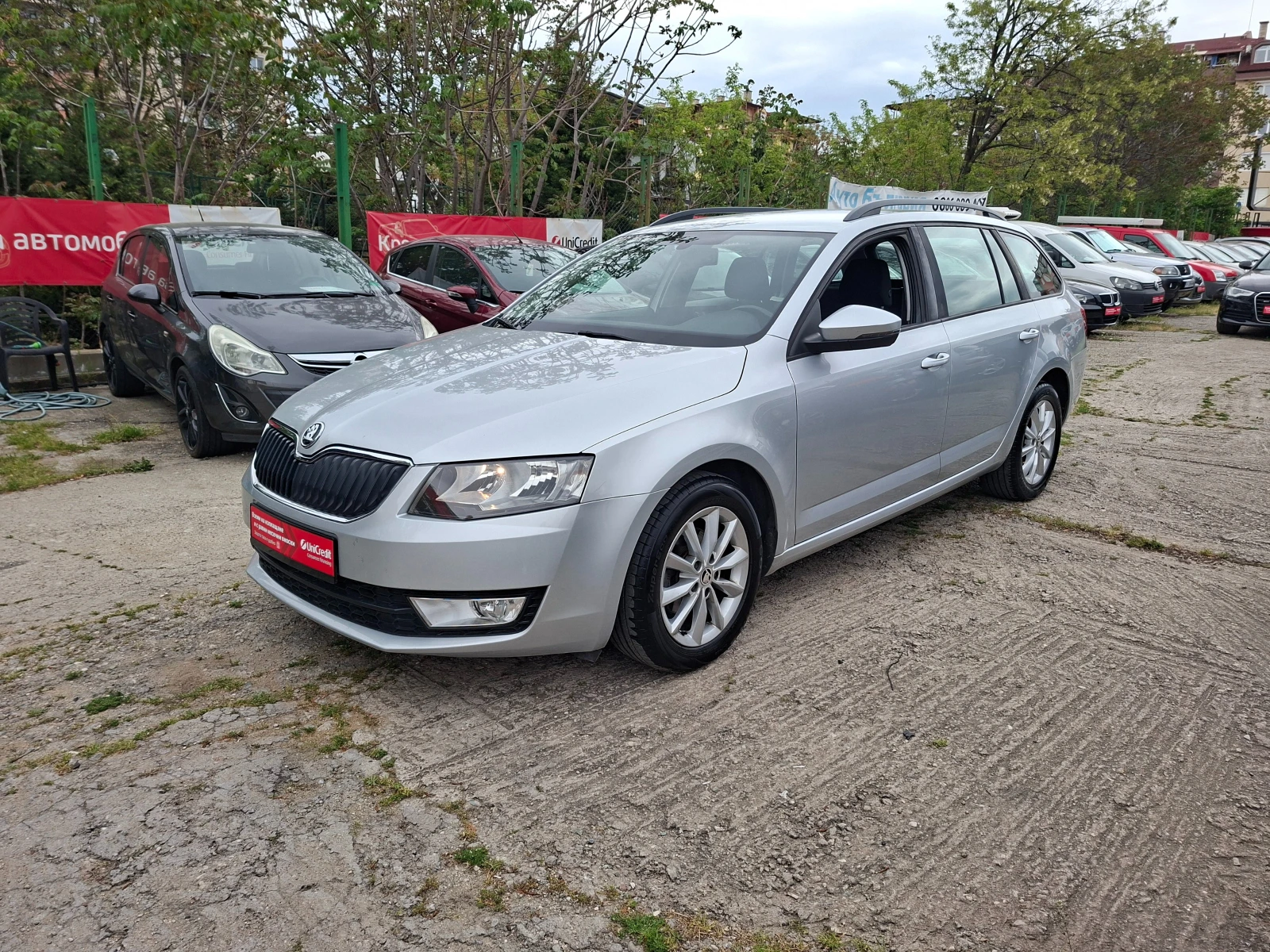 Skoda Octavia 1.6TDI* AUTOMATIC-DSG* 36м. х 223EUR. * , снимка 2 - Автомобили и джипове - 54455899