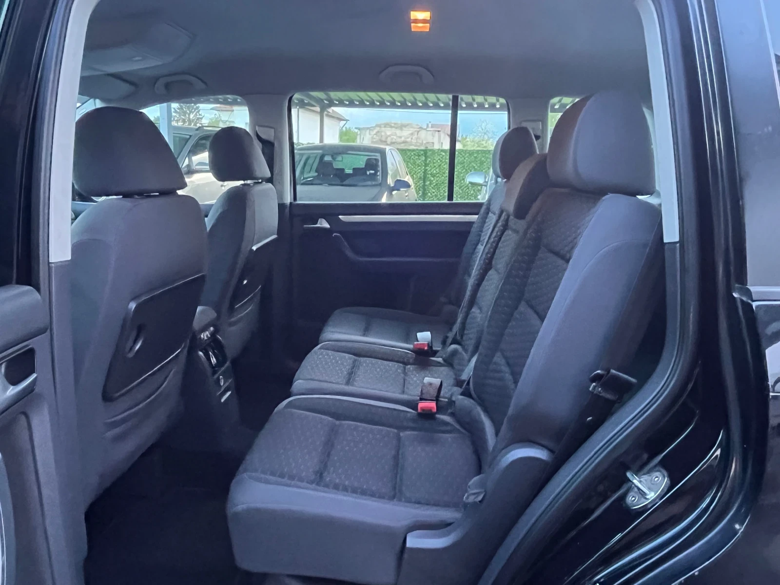 VW Touran VW TOURAN 1.9TDI 105кс, снимка 12 - Автомобили и джипове - 54528152