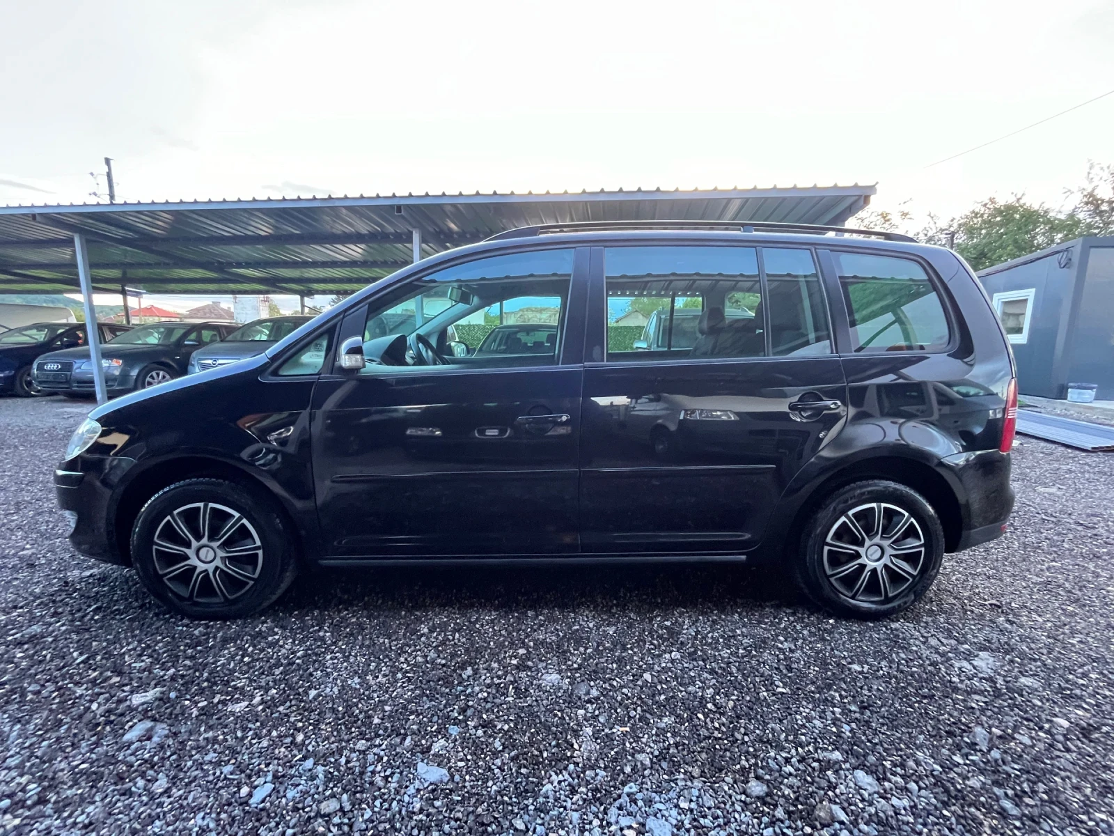 VW Touran VW TOURAN 1.9TDI 105кс, снимка 4 - Автомобили и джипове - 54528152