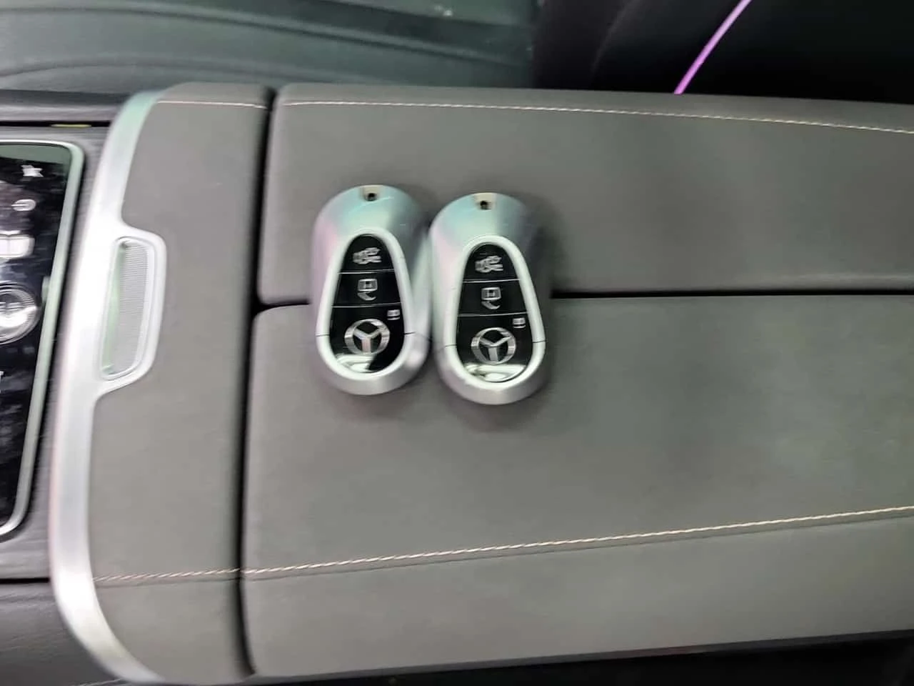 Mercedes-Benz EQS 450  CARFAX, снимка 8 - Автомобили и джипове - 54702742