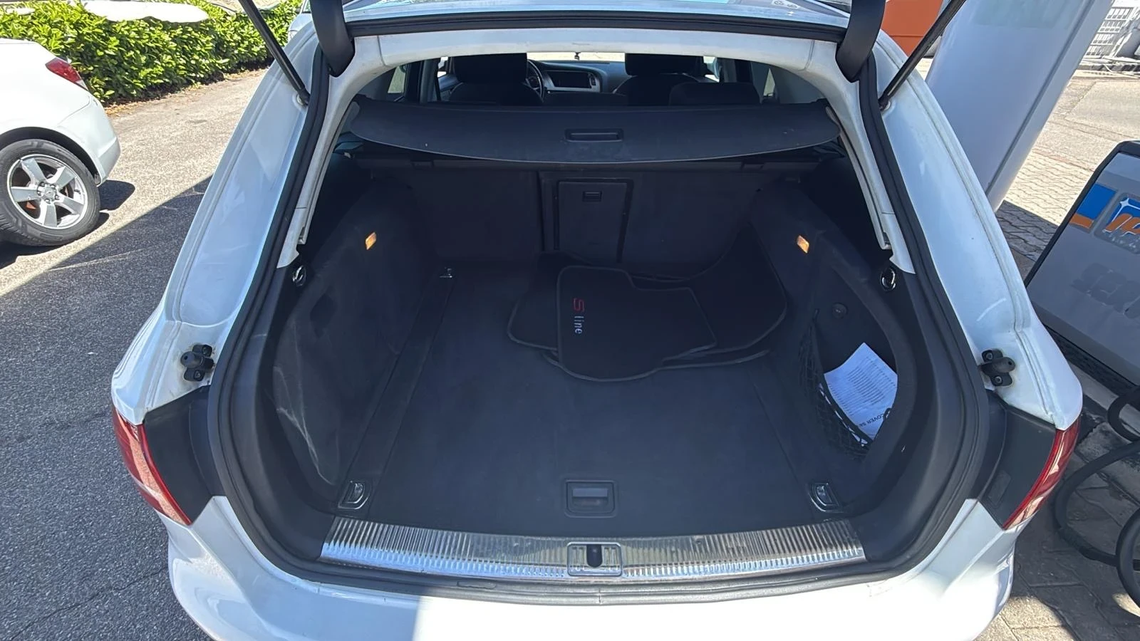 Audi A4 2.0 TDI 170, снимка 8 - Автомобили и джипове - 54973360