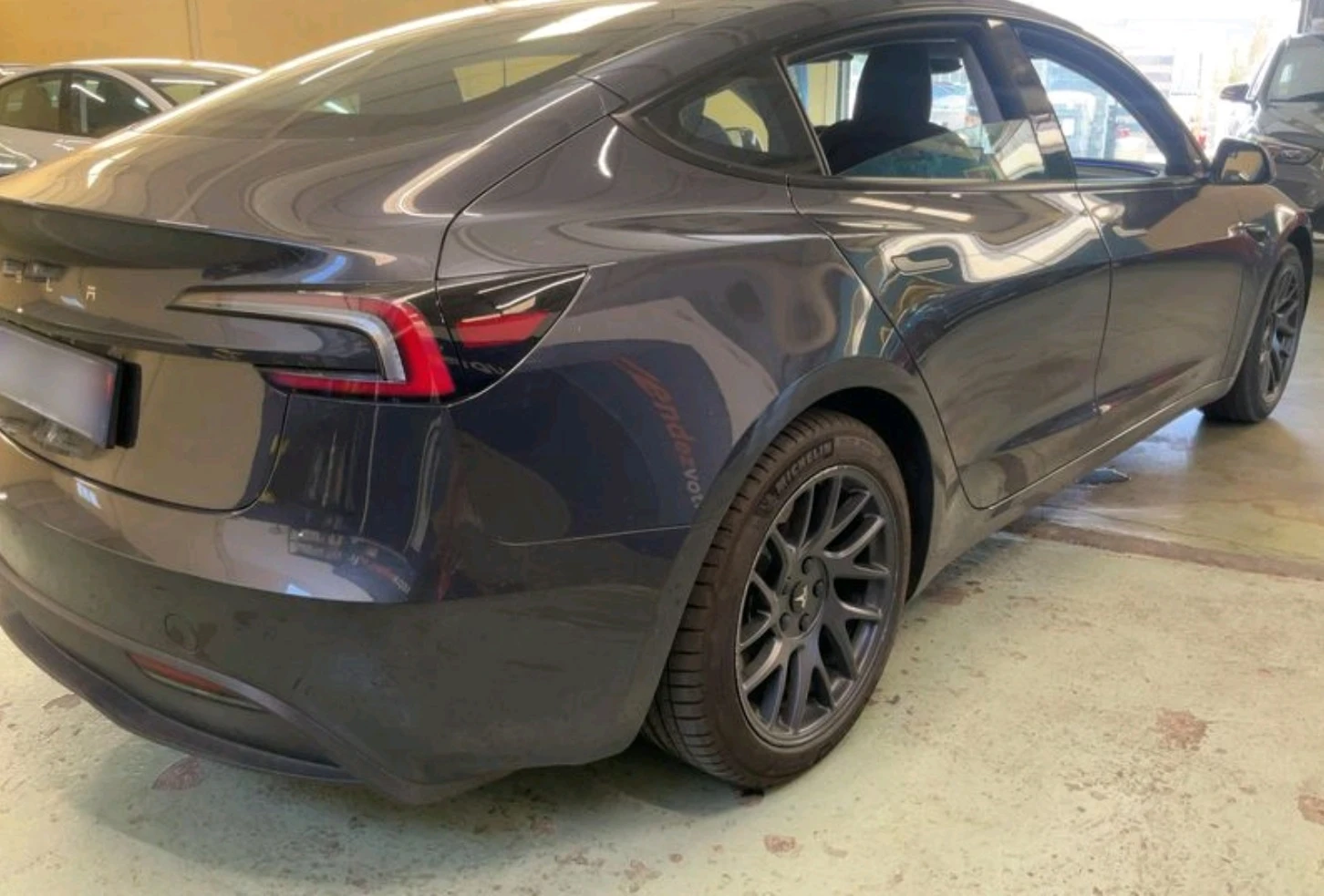 Tesla Model 3 Highland Standart Range LFP RWD, снимка 4 - Автомобили и джипове - 55089537