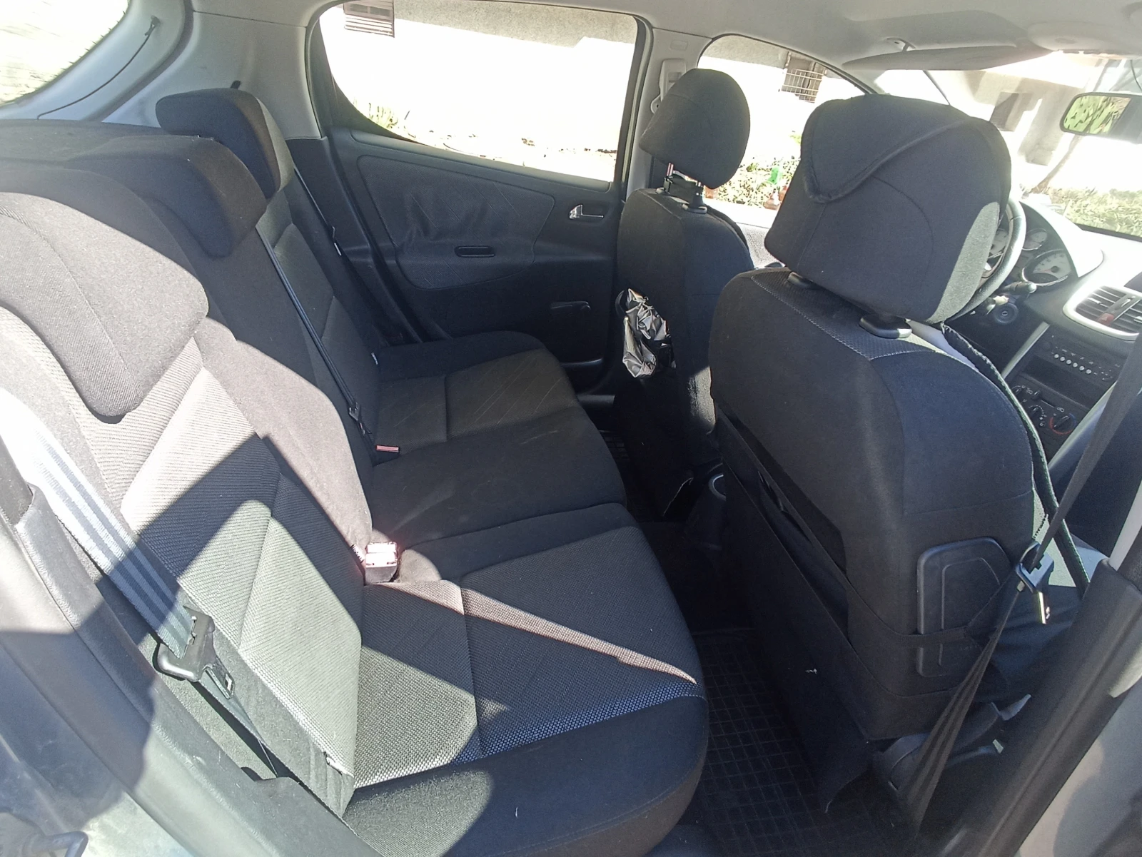 Peugeot 207, снимка 13 - Автомобили и джипове - 55395773