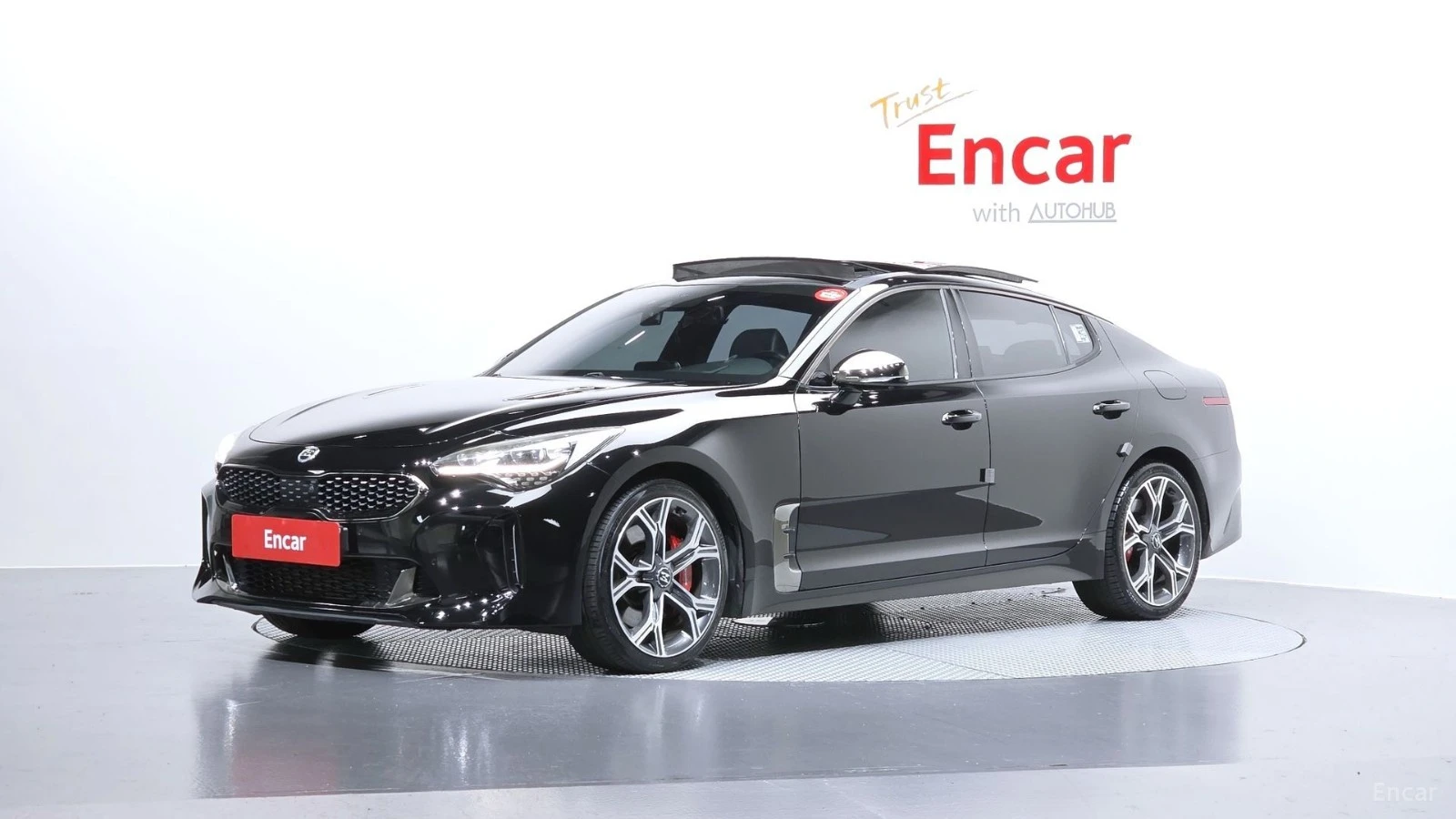 Kia Stinger 3.3 Turbo AWD GT* HUD* 360* НАВИ* ПАНО* КОЖА