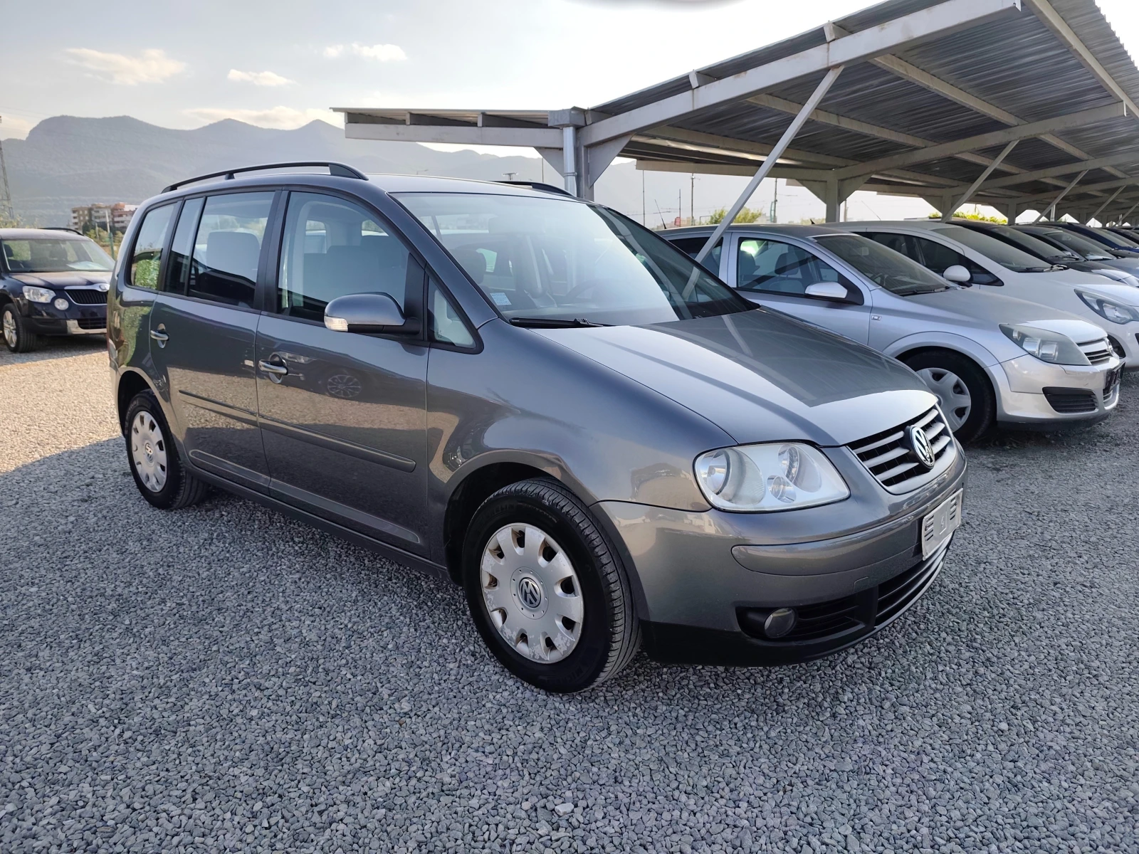 VW Touran 1.9TDI 105kc Italia | Mobile.bg � ����������� 4