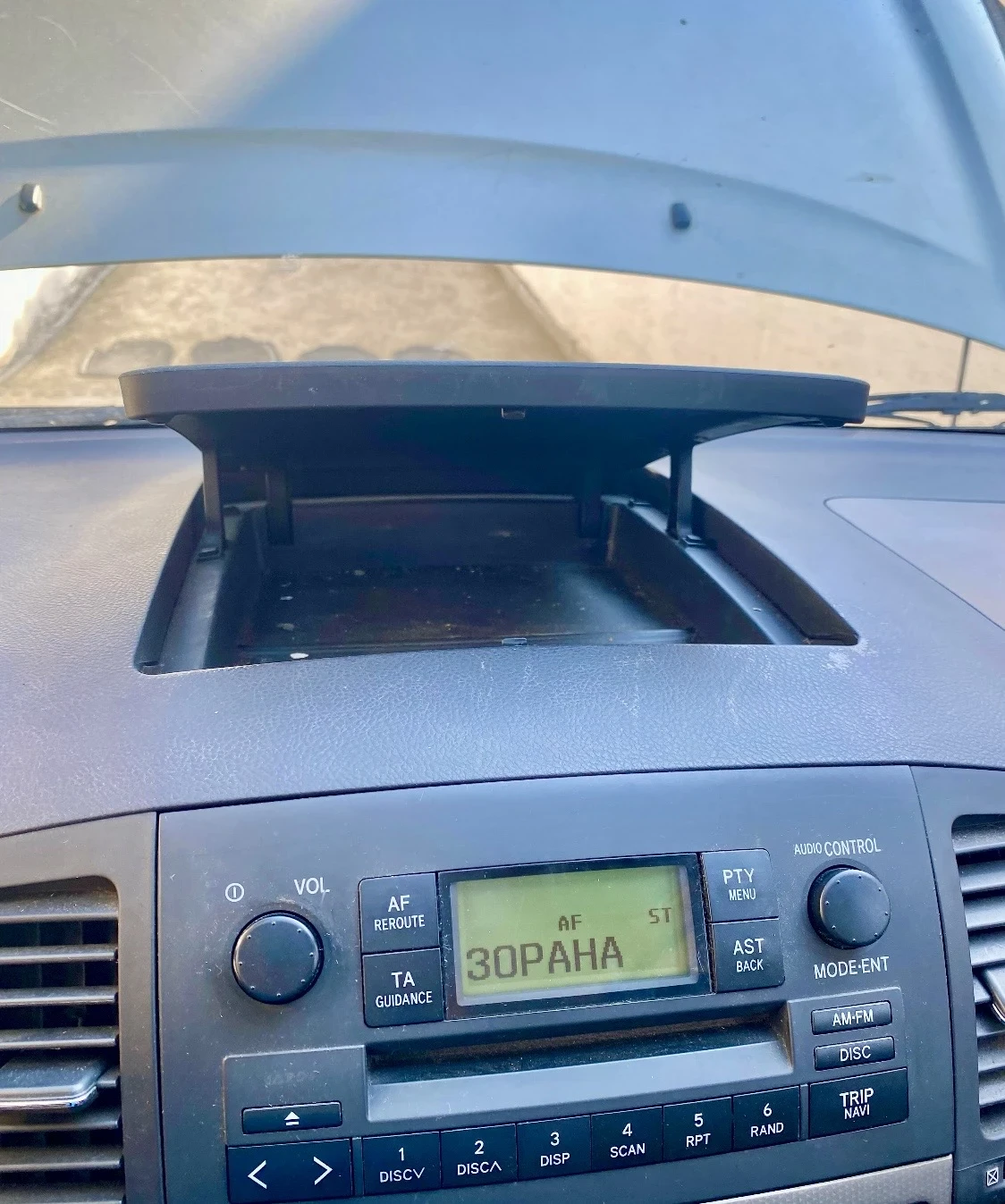 Toyota Corolla verso Van, снимка 4 - Автомобили и джипове - 55769515