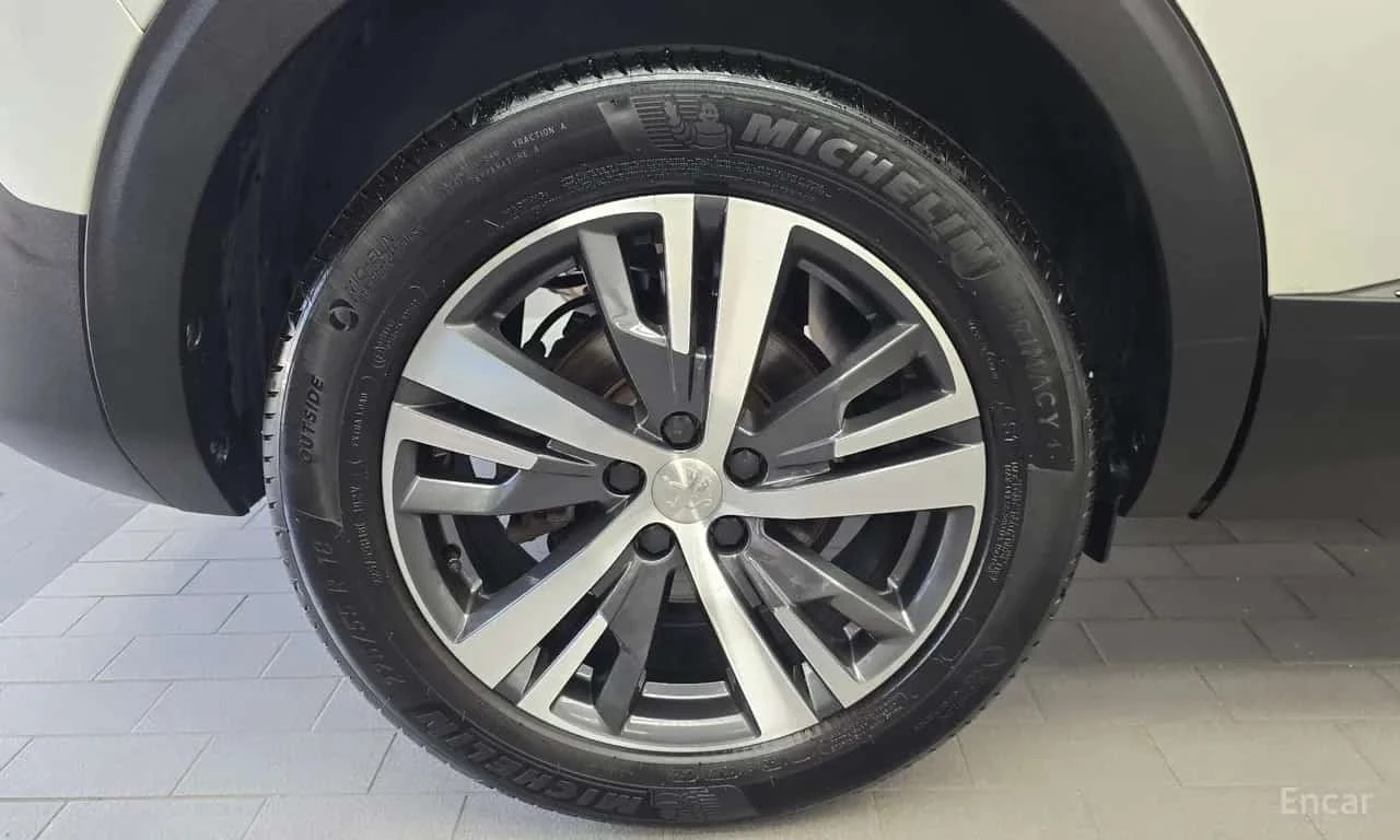 Peugeot 5008 * 1.2 Pure Tech Allure * ЦЕНА ДО БГ, снимка 16 - Автомобили и джипове - 55789988