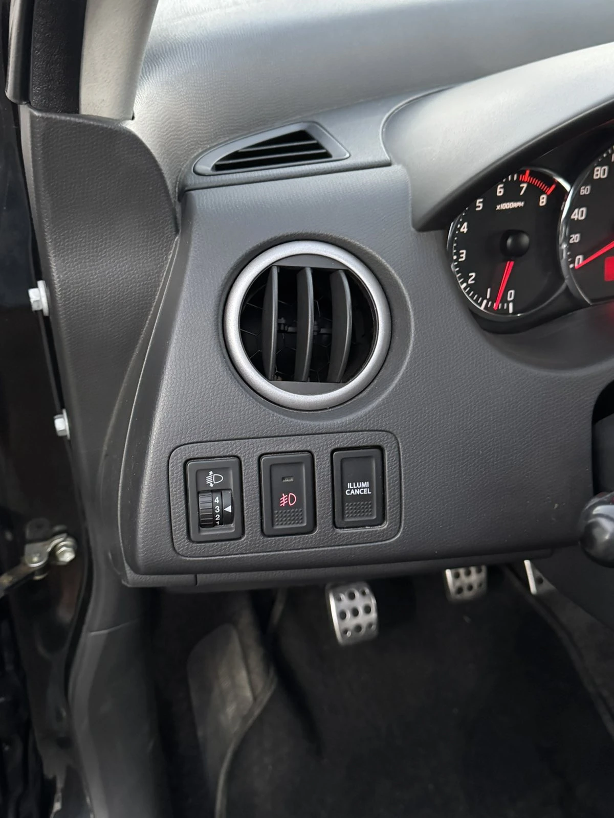 Suzuki Swift Sport, снимка 9 - Автомобили и джипове - 56268402