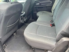 Dodge RAM 2500 * Big Horn * CARFAX * ОПЦИЯ ЗА ФИНАНСИРАНЕ, снимка 11