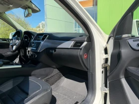 Mercedes-Benz ML 350 ///AMG/PANO/HARMANN/-360 KAMERA/20AMG-LINE/DISTRON, снимка 10
