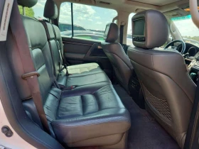 Toyota Land cruiser 5.7 V8 * VX * CARFAX *  | Auto.bg — изображение 11