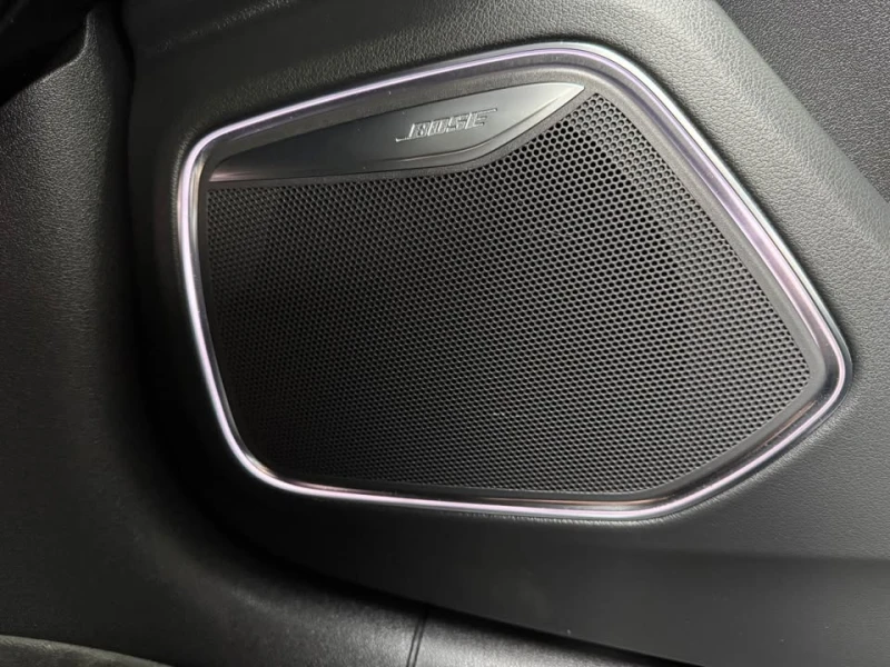 Audi Q3 S-LINE * TECHNIK * PANO * CARFAX * АВТОКРЕДИТ * , снимка 8 - Автомобили и джипове - 53187115