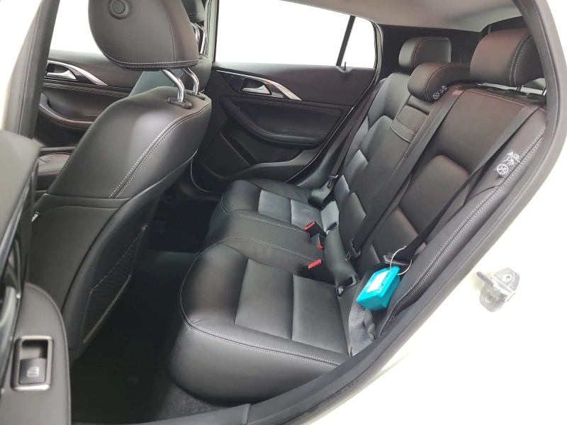 Infiniti QX30 AWD * * CARFAX * * АВТО КРЕДИТ * * , снимка 10 - Автомобили и джипове - 53216772