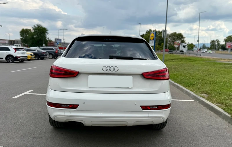 Audi Q3, снимка 5 - Автомобили и джипове - 53251688