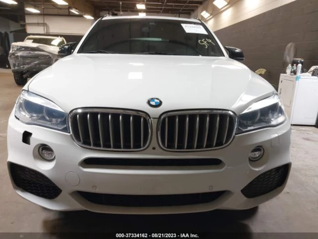 BMW X5 xDrive50i* M-Sport* Harman/Kardon* Хедъп* Подгрев*, снимка 8 - Автомобили и джипове - 48205874