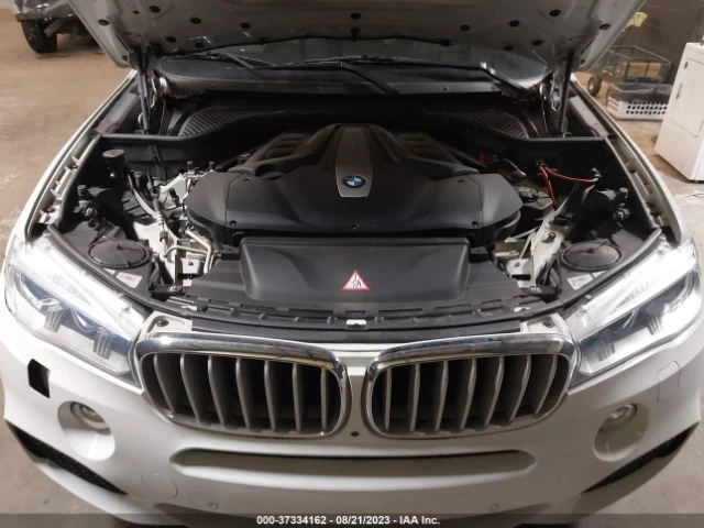 BMW X5 xDrive50i* M-Sport* Harman/Kardon* Хедъп* Подгрев*, снимка 9 - Автомобили и джипове - 48205874