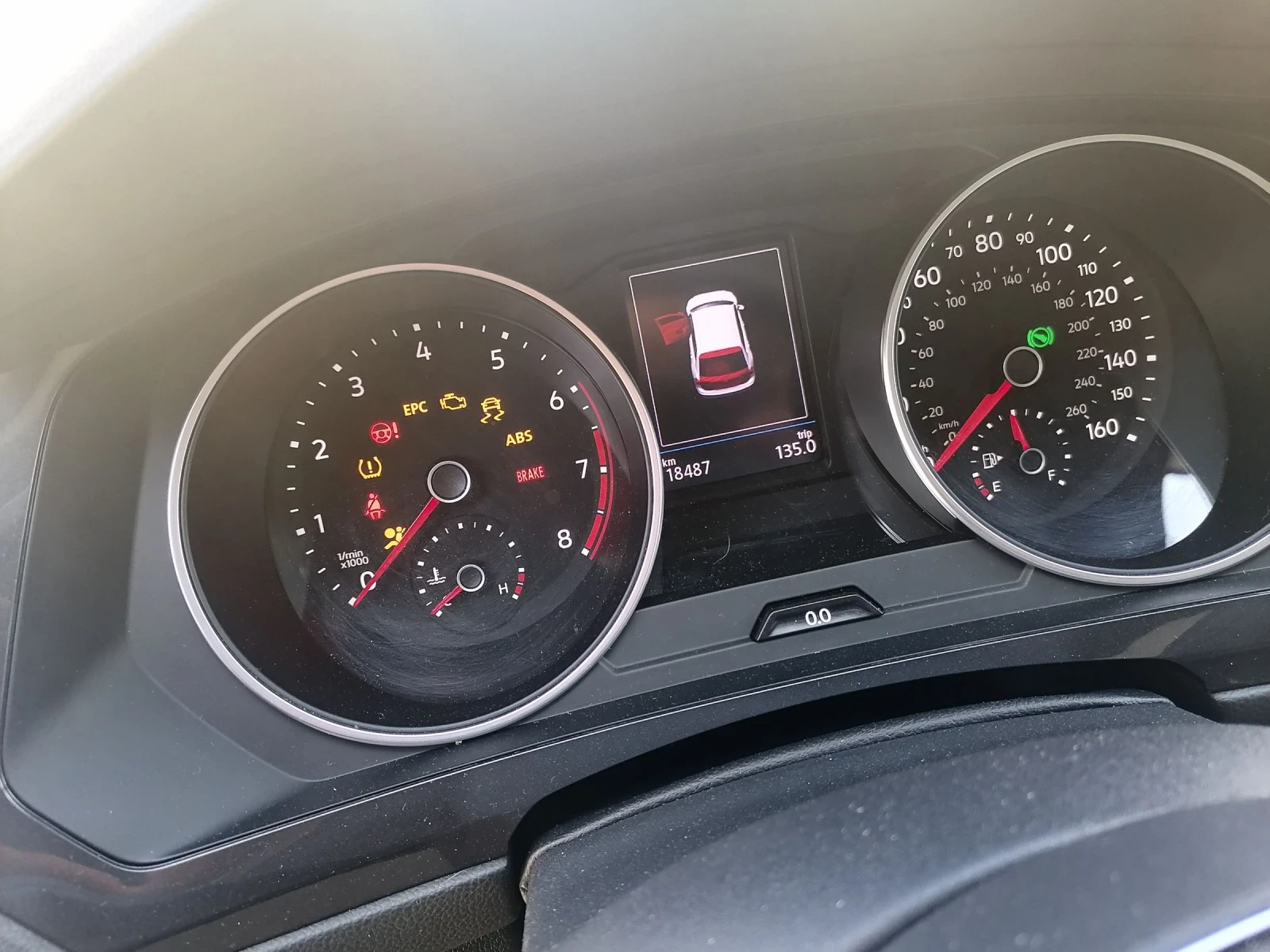 VW Tiguan Allspace !!!! 19 000 km !!!  2.0 TSI - изображение 8