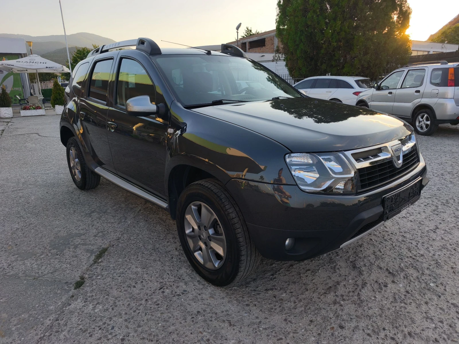 Dacia Duster 1.5DCI ЕВРО 6 ПЪЛНА СЕРВИЗНА ИСТОРИЯ  - изображение 3