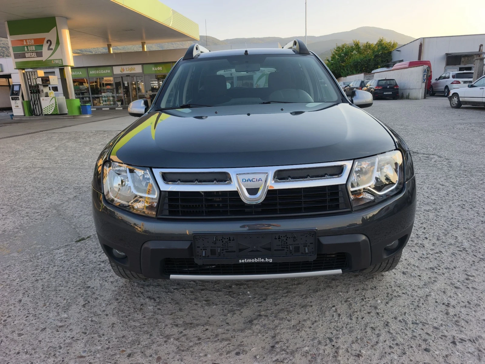 Dacia Duster 1.5DCI ЕВРО 6 ПЪЛНА СЕРВИЗНА ИСТОРИЯ  - изображение 2