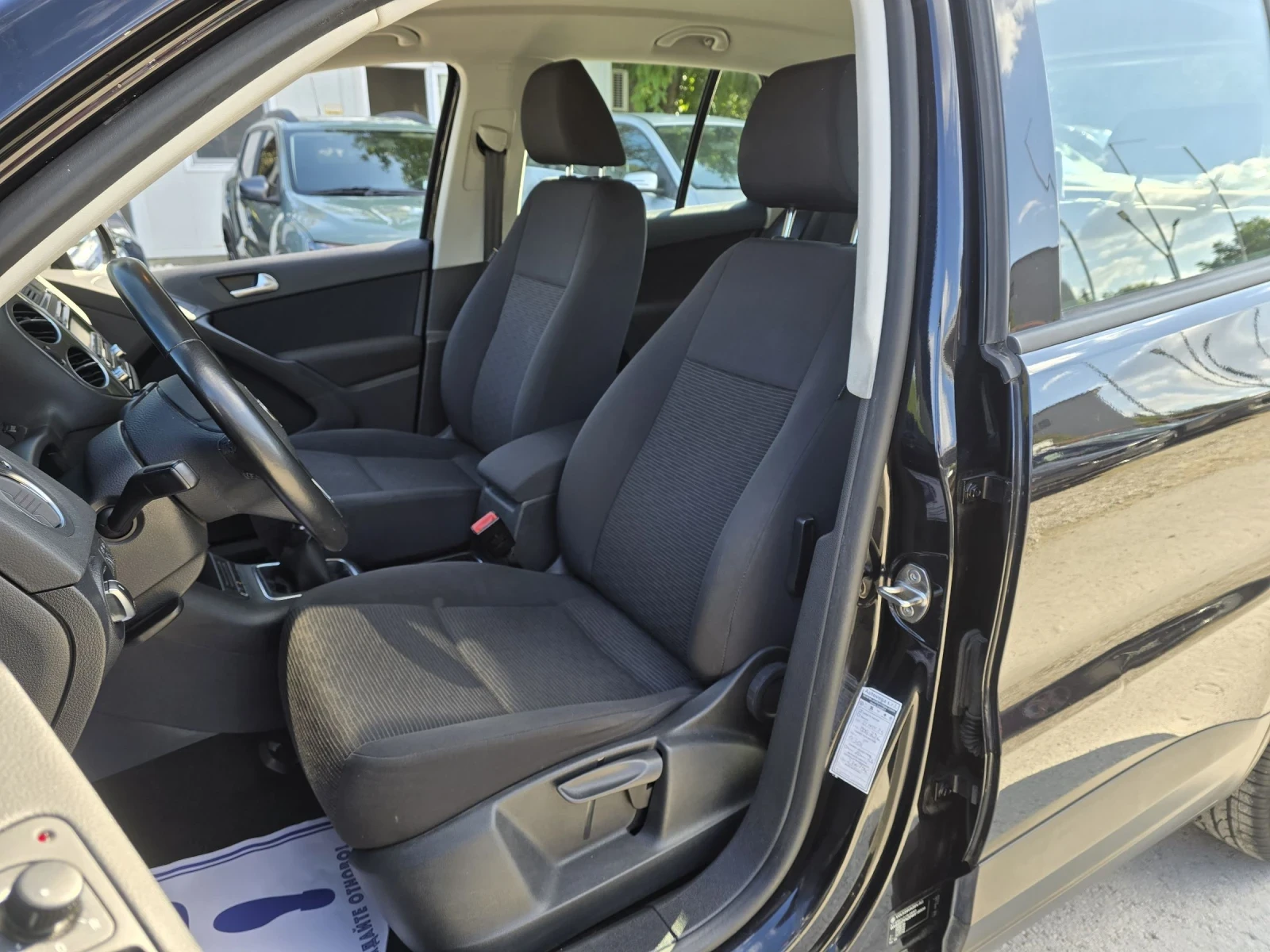 VW Tiguan 2.0TDI 110к.с Топ състояние  - изображение 9