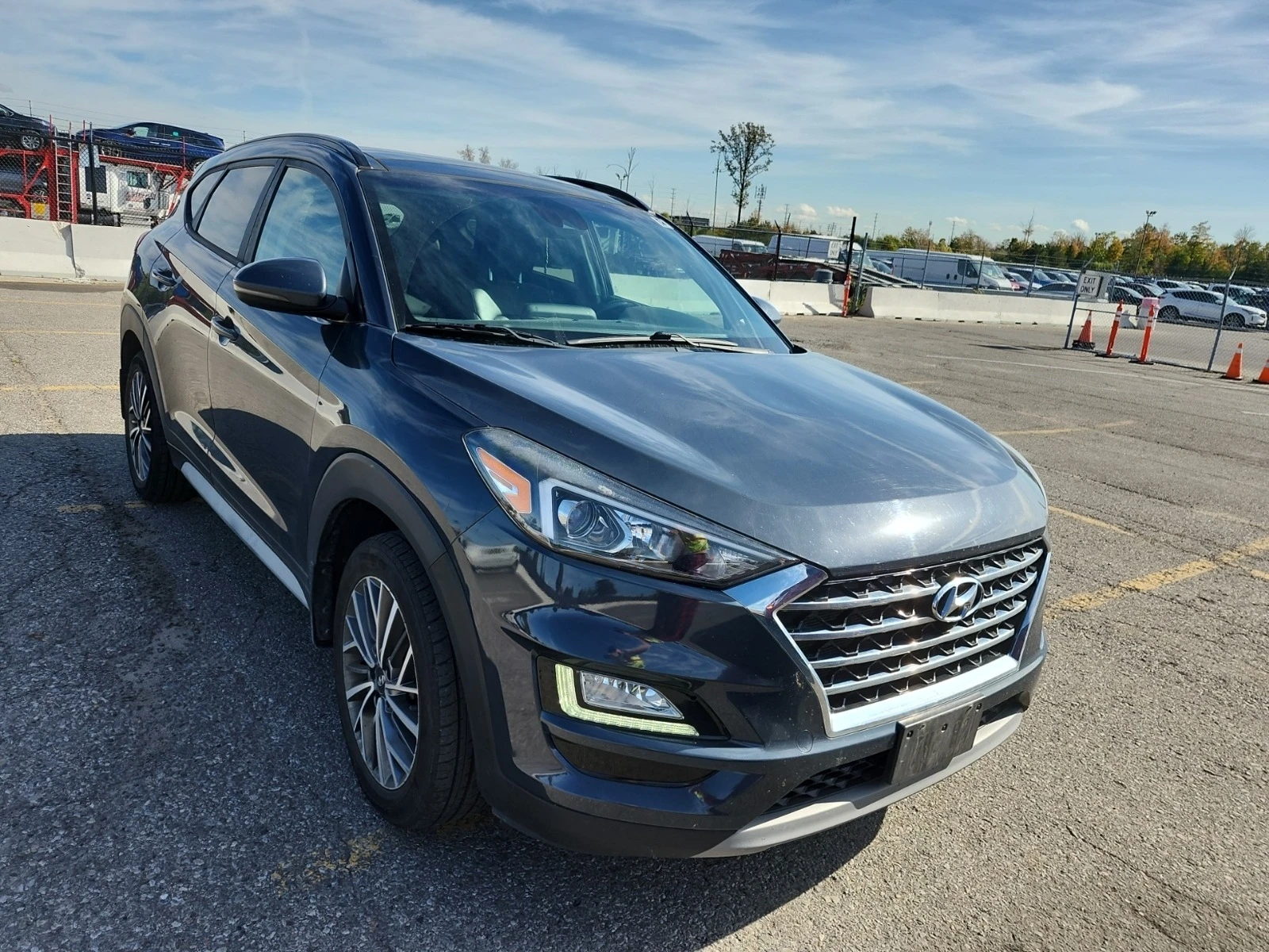 Hyundai Tucson LUXURY * * CARFAX * * АВТО КРЕДИТ * *  - изображение 2