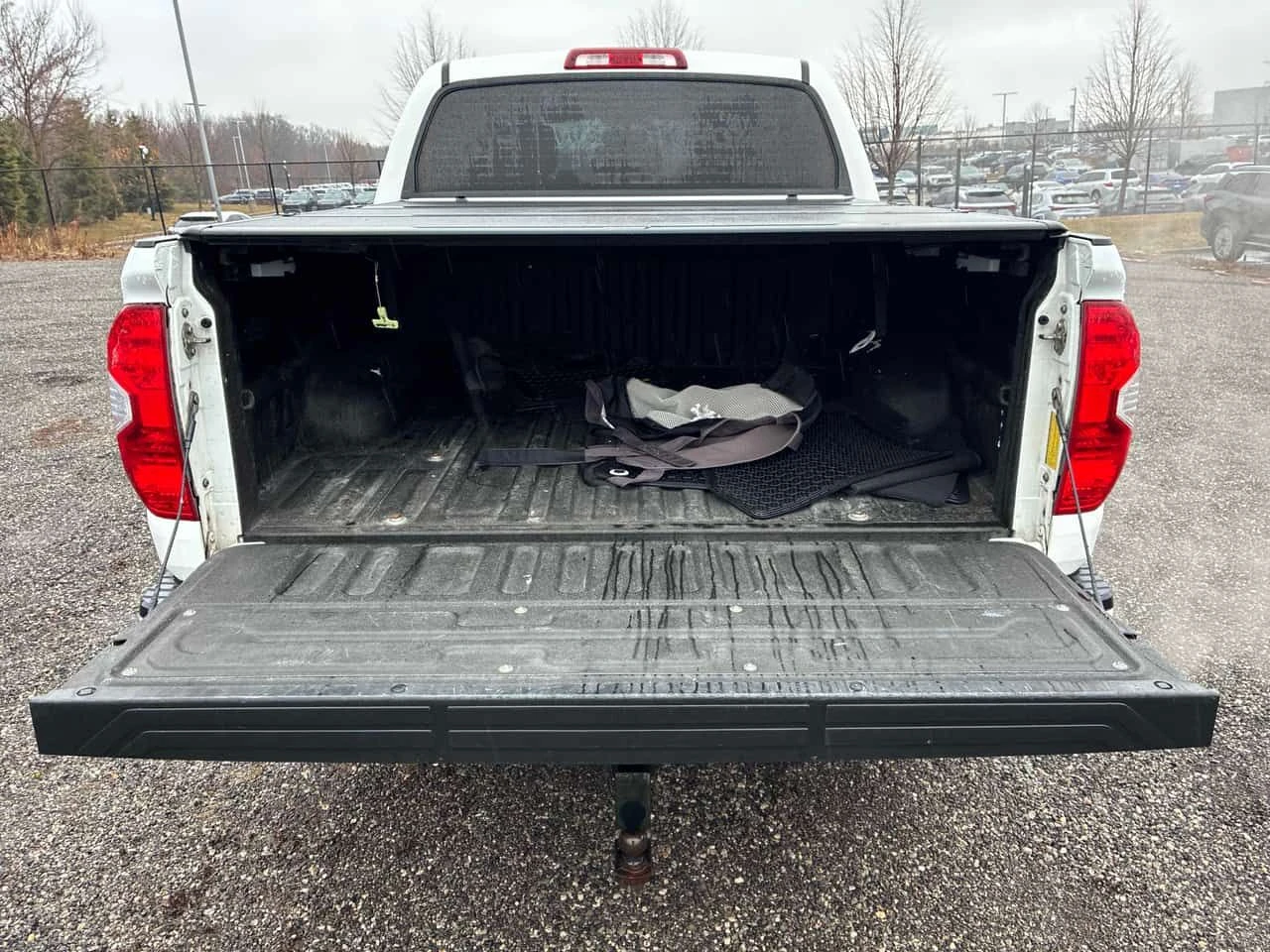 Toyota Tundra * Limited * 2 КЛЮЧА* ПАНО* ПОДГРЕВ* КЕЙЛЕС* , снимка 13 - Автомобили и джипове - 53918321