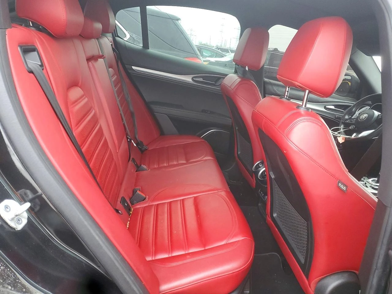 Alfa Romeo Stelvio 2l Ti, снимка 10 - Автомобили и джипове - 54078897