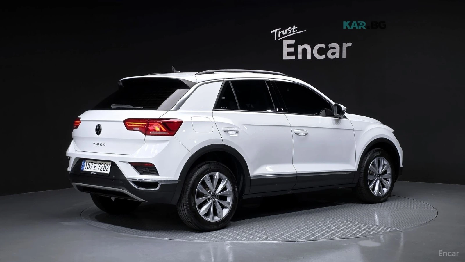 VW T-Roc 2.0TDI* STYLE* ПОДГРЕВ* КАМЕРА* NAVI* LED* , снимка 2 - Автомобили и джипове - 55235414