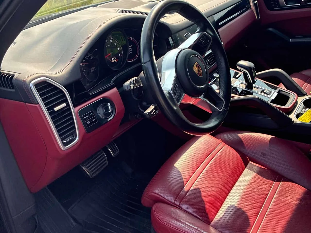 Porsche Cayenne S  CARFAX, снимка 5 - Автомобили и джипове - 55331417