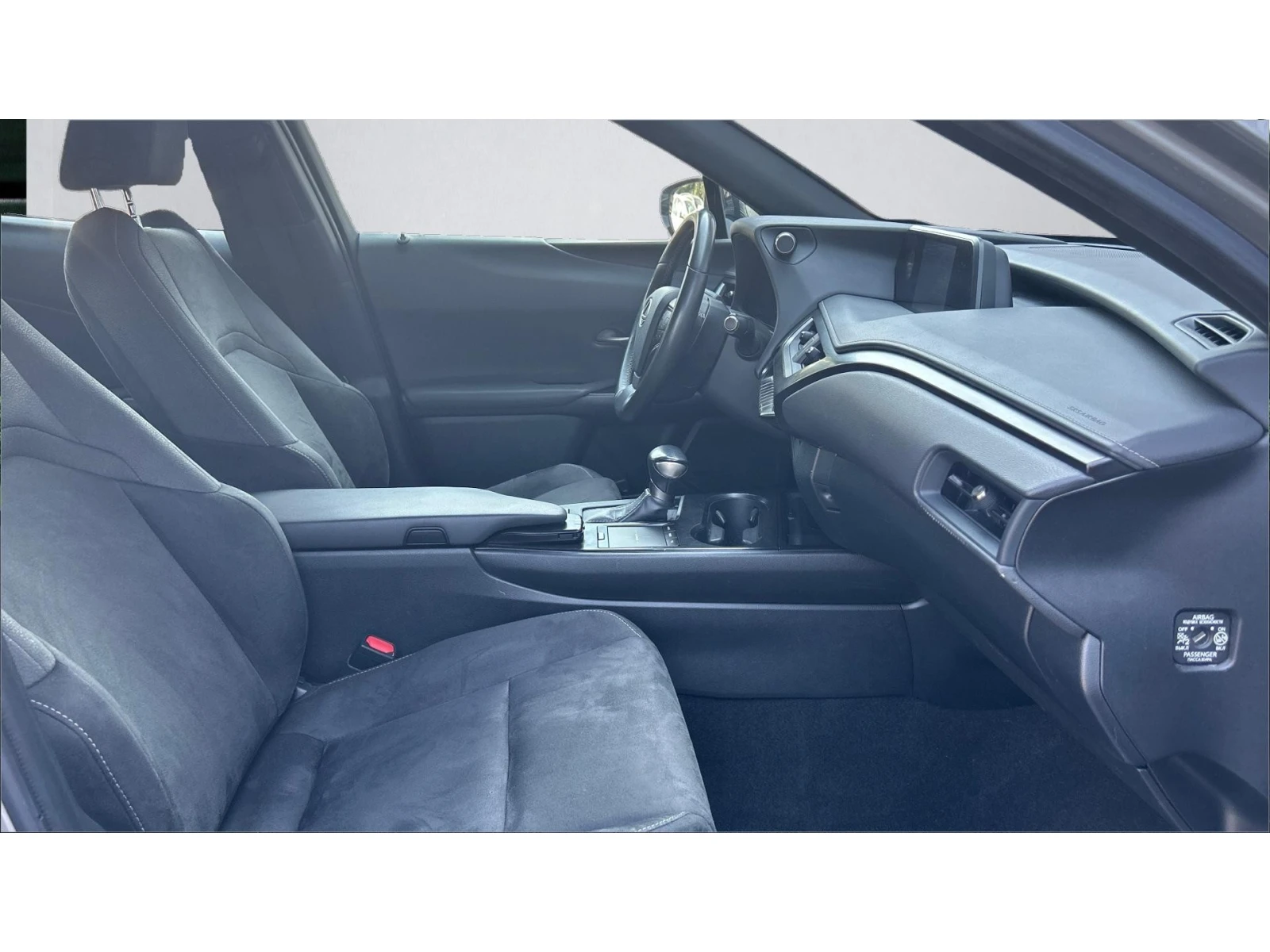 Lexus UX 250h Месечна вноска от 340  , снимка 9 - Автомобили и джипове - 55582888