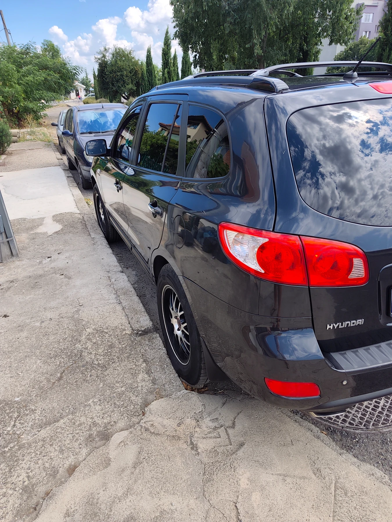 Hyundai Santa fe 2.7 189коня 4* 4 Газ 7 места , снимка 3 - Автомобили и джипове - 56136384